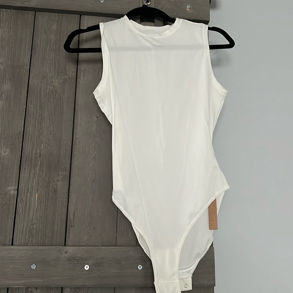 SKIMS Bodysuit